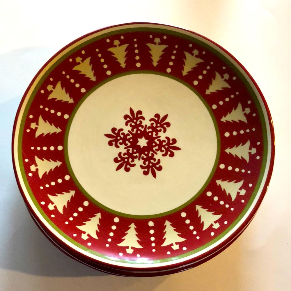 Four Place Setting Christmas Plates